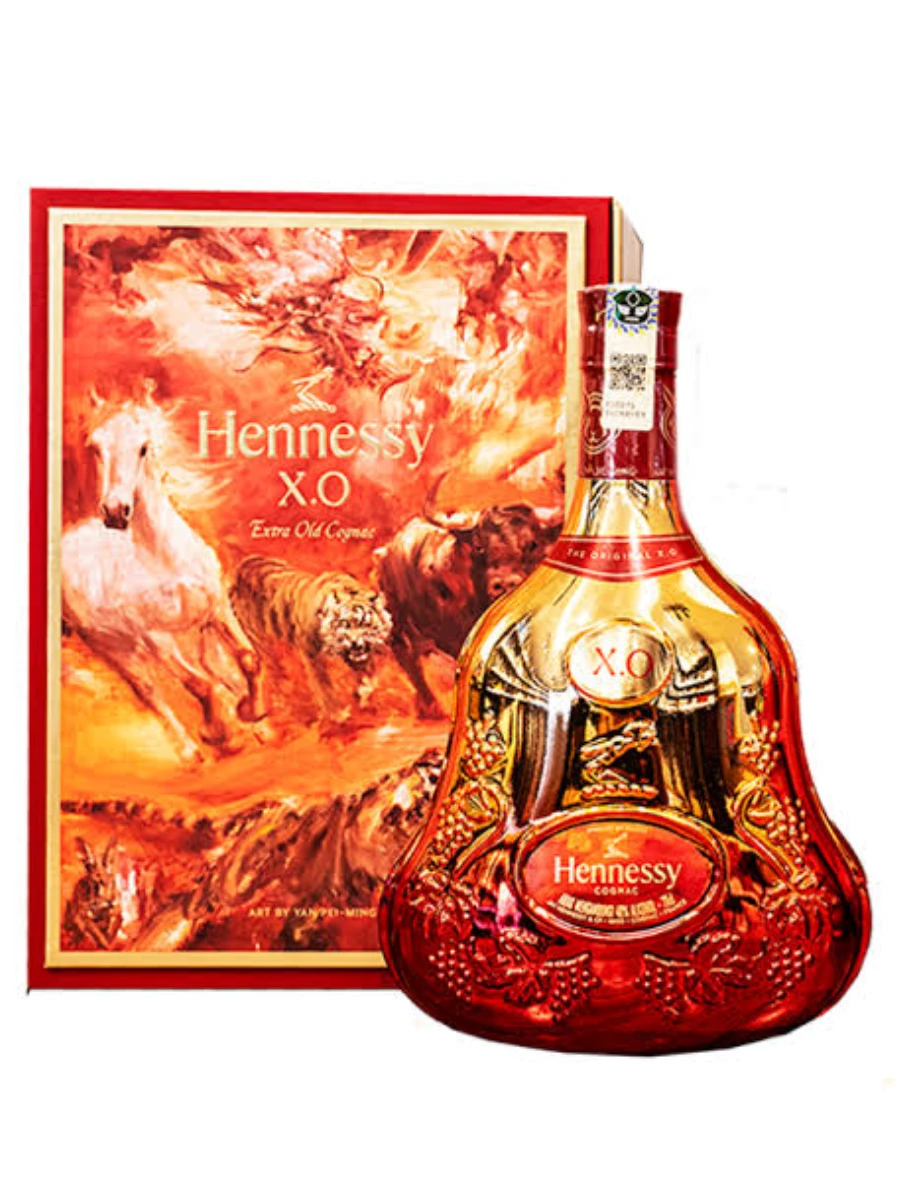 Hennessy XO Chinese New Year Edition 2023 Art By Yan Pei-Ming 40% 0,7l